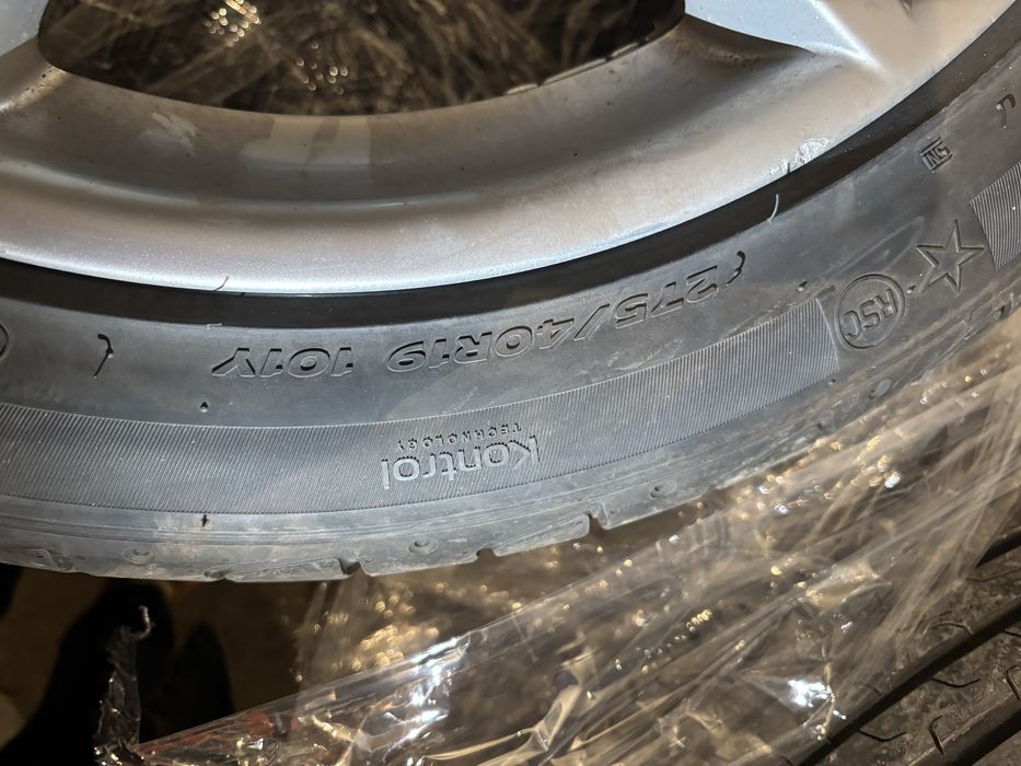 Vand 2 anvelope de vara 245 40 R19