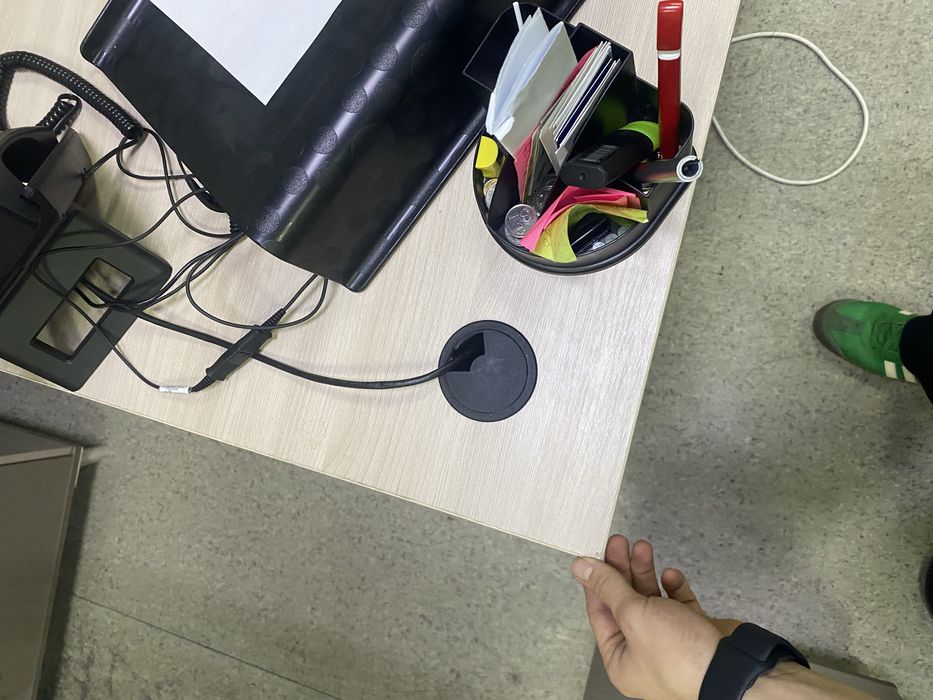 Офисный стол, парта, как новый