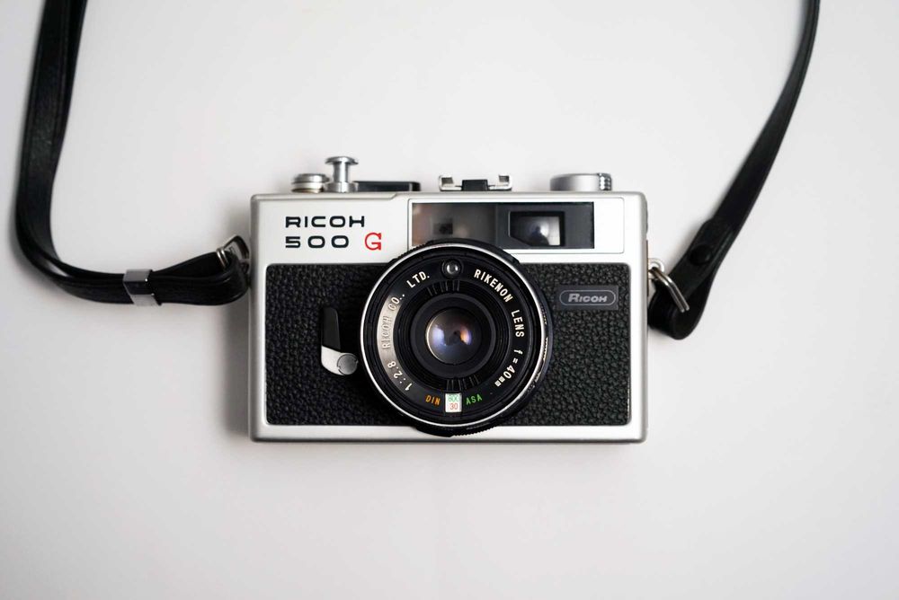 Aparat foto pe film Ricoh 500 G - 35mm (Impecabil / Funcțio