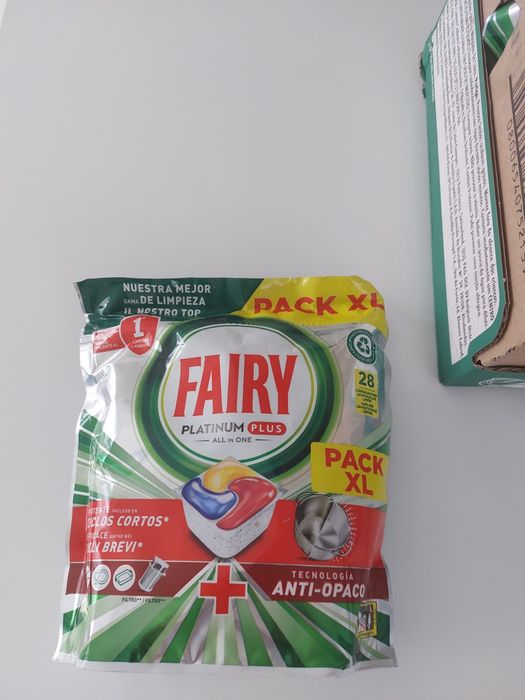 Fairy Platinum Plus 28 capsule lavastoviglie / mașină de spălat vase –