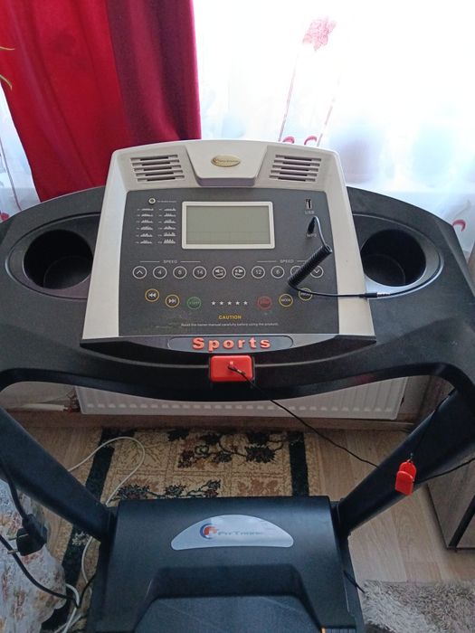 Banda de alergat electrica