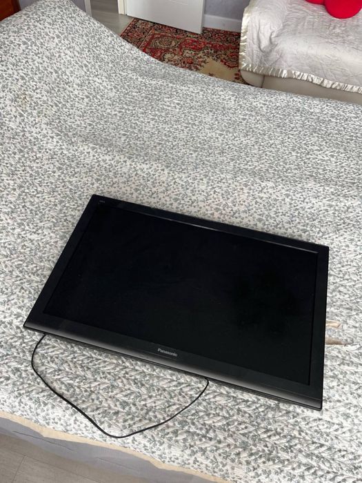 Телевизор LED Panasonic 32 диагональ