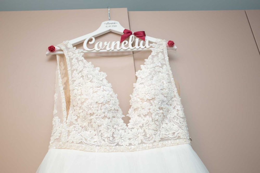 Vand rochie mireasa  Maya Fashion + voal 3m cadou