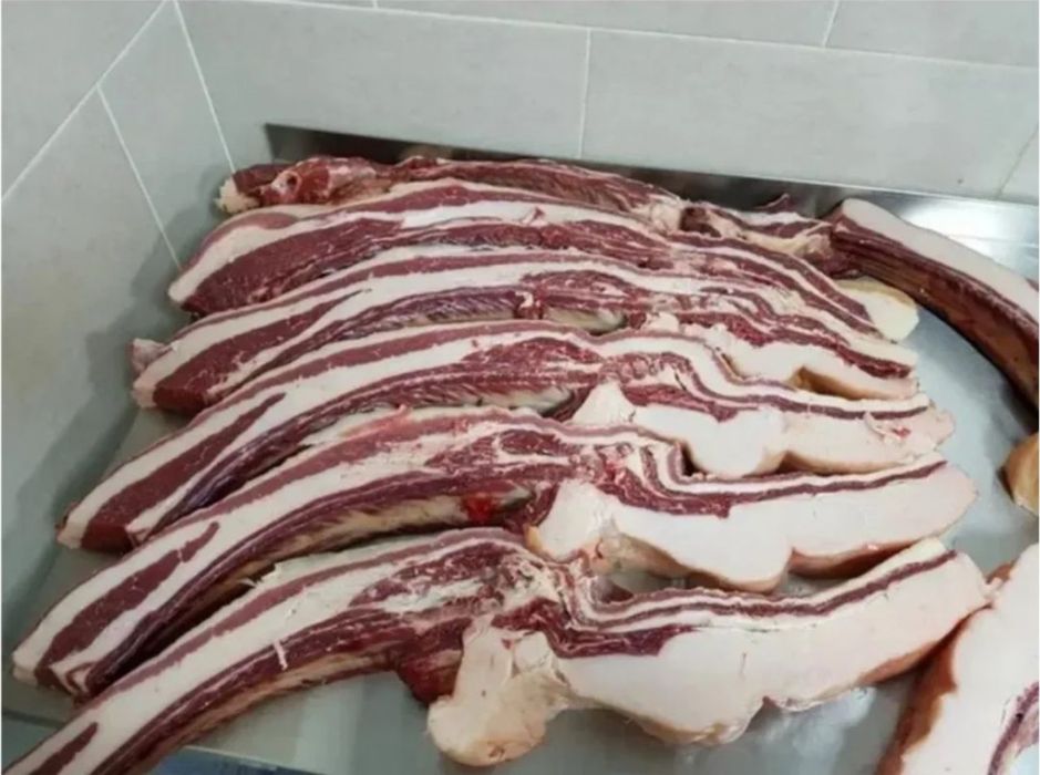 Мясо конины жылқы еті