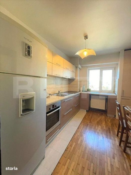 Apartament 3 camere, decomandat, 80 mp, balcon, Piata Cipariu