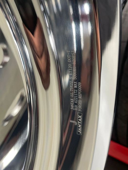 Janta NOUA  Aliaj 11.75X22.5 Jantax Ranforsata 10 prezoane, 105 mm intre prezoane, fiu 280 mm, flansa laterala Valva exterioara , ET120, ramforsata max.5000kg, gaura prezon 34 mm Toate Pozitiile