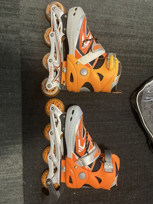 Role reglabile cu roti de silicon