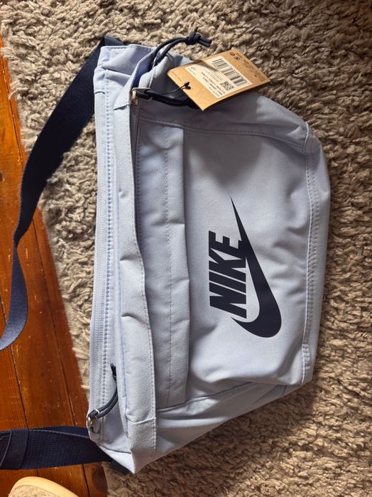 Чанта банан Nike