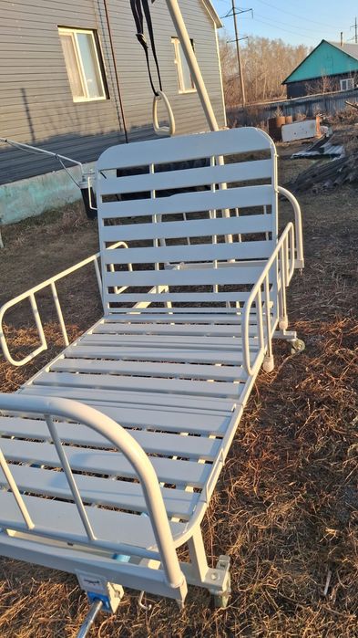 Продам после операционную кровать