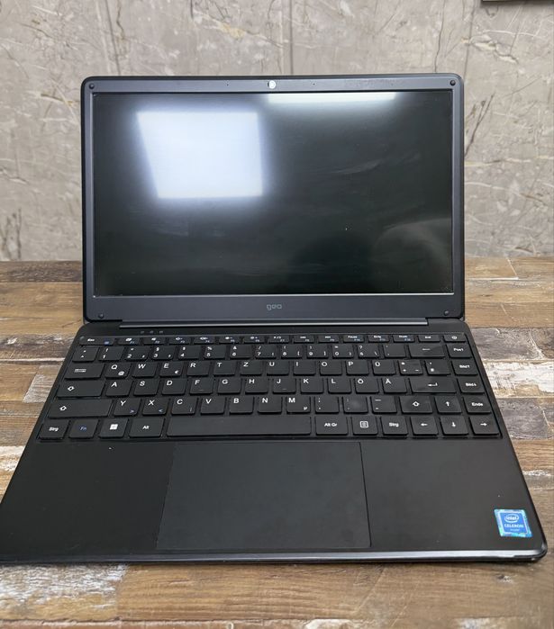 Лаптоп GeoBook 140