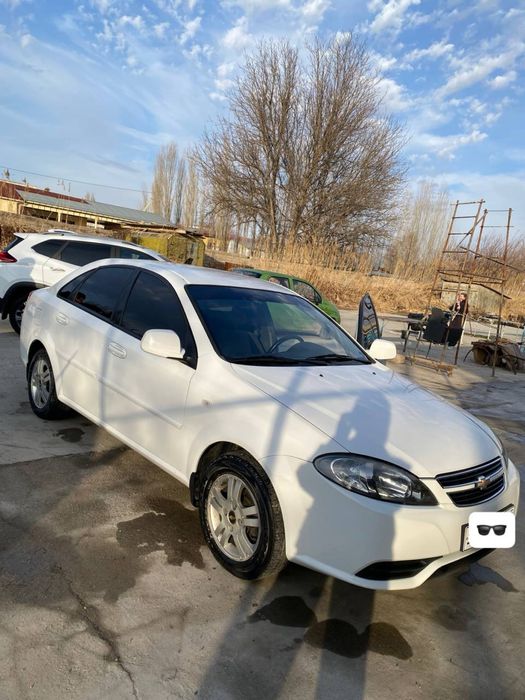 Жентра сотилади