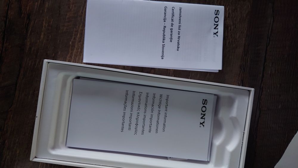 Sony Xperia 5 IV garanție altex