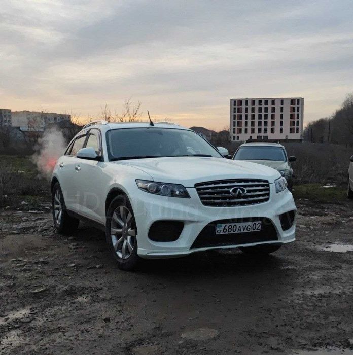 Бампер передний Infiniti FX35 / S50