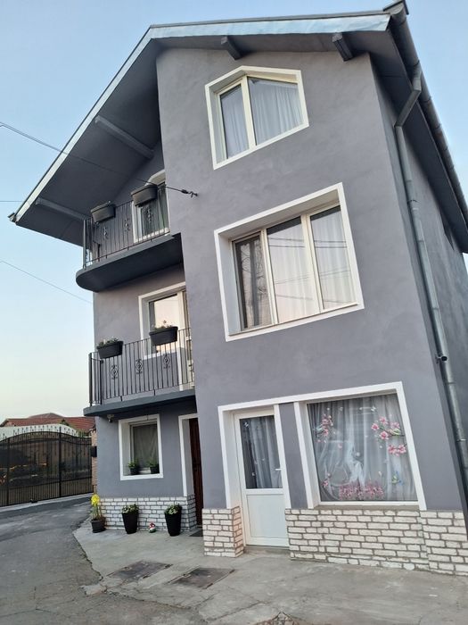 Casă De vânzare/închiriat