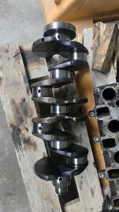 Двигател  CAAA VW  на части