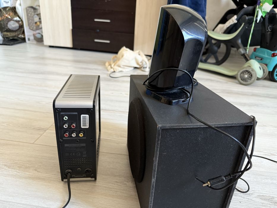 Microlab система за озвучаване 2+1