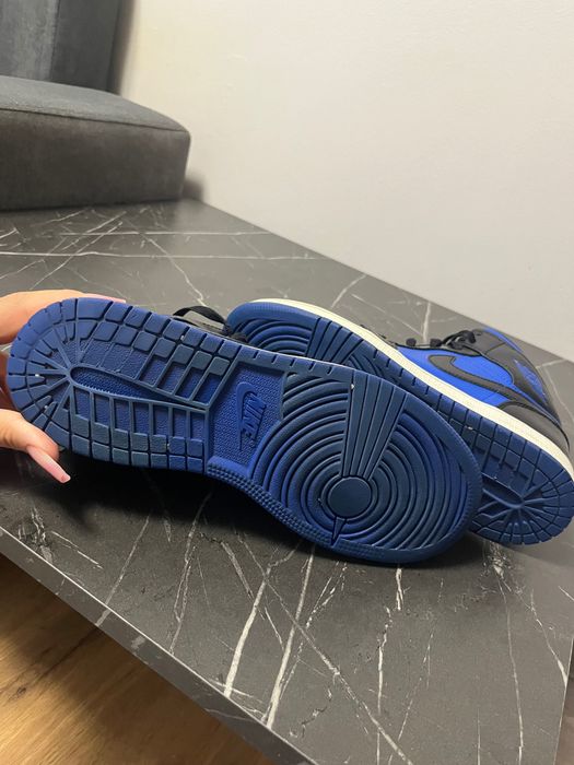 Air Jordan 1 Mid . Block/ Royal Blue