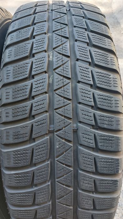 Зимни гуми 215/65/16 Sumitomo 2 броя