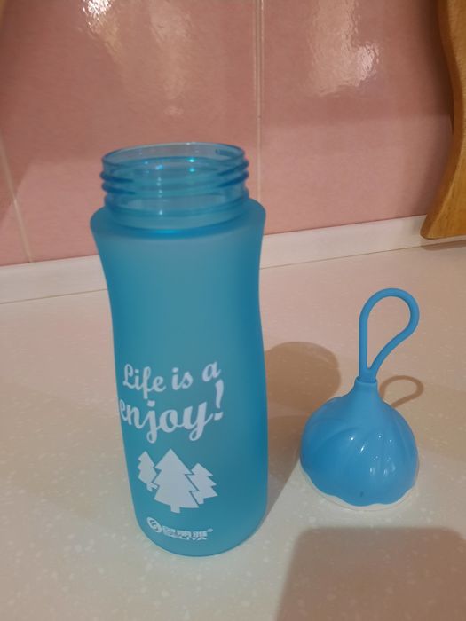 Новые спортивные бутылки для воды