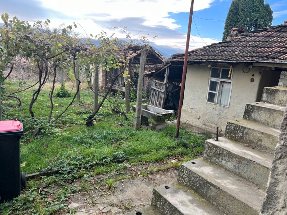 Продава се Къща в Варна, Цветен квартал - 183 кв.м за 59 €/кв.м - Снимка #10