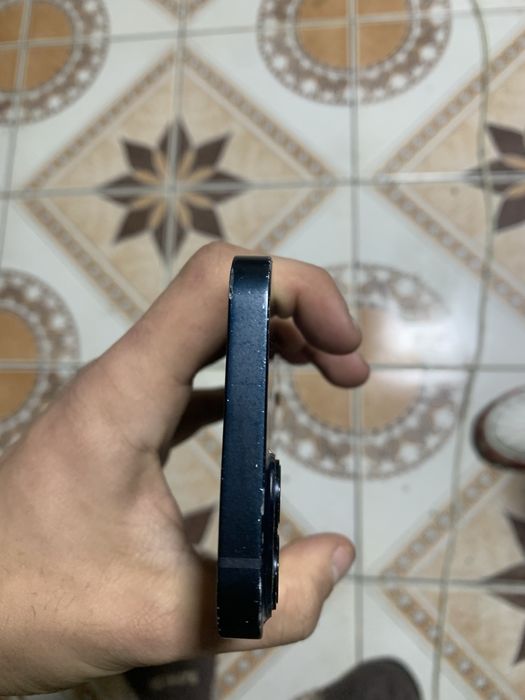 Vand sau schimb iphone 13 128 gb