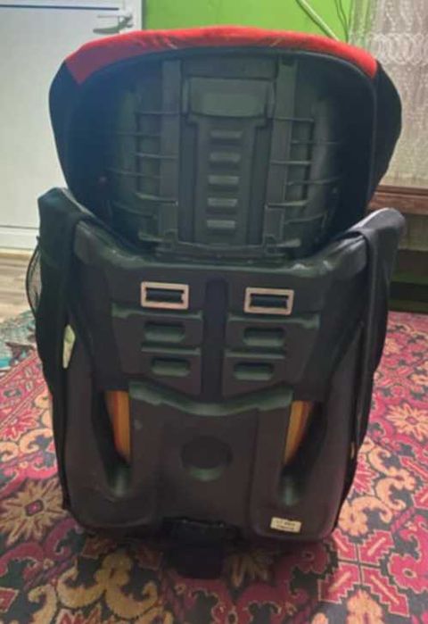 Продавам детско столче за кола