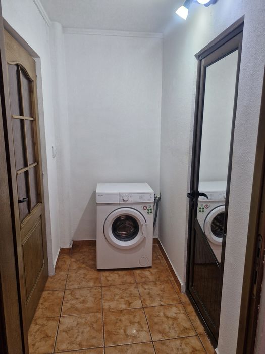 Apartament de închiriat 2 camere zona plantelor!!
