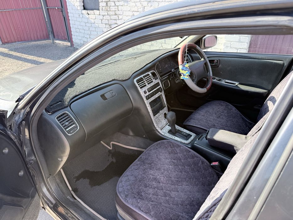 Toyota Cresta продам