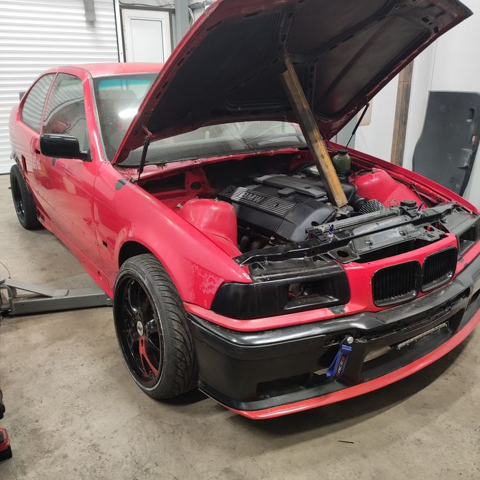 БМВ Е36 325ти дрифт