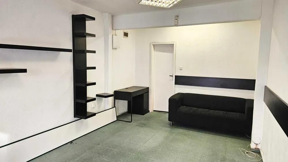 Дава се под наем Магазин в Варна, Зимно кино Тракия - 23 кв.м за 269.28 € - Снимка #2