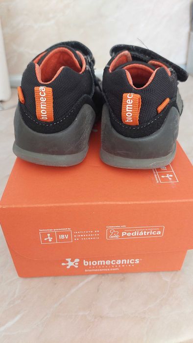 Обувки Biomecanics, 24 номер