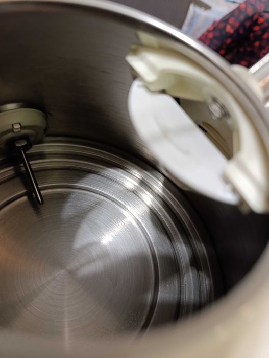 Електрическа кана Gorenie отлично състояние