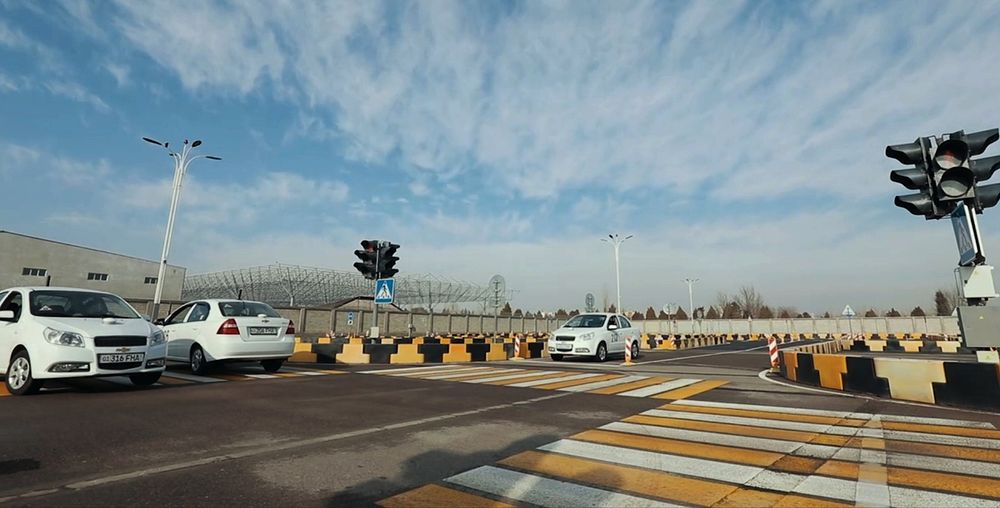 Инструктор по вождению (100,000сум)