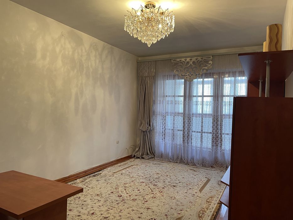 Продаётся 2ком в Центре!