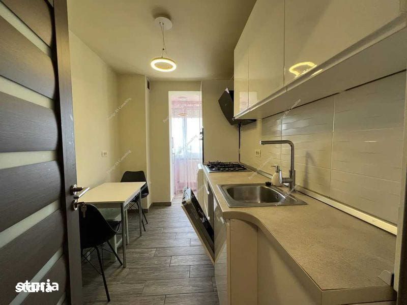 Închiriez apartament de lux, 3 camere, complexul studențesc Timișoara