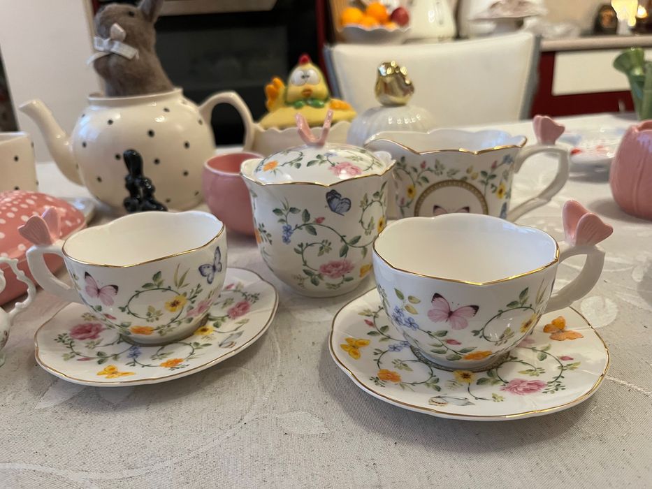 Порцеланов сет за кафе Easy life