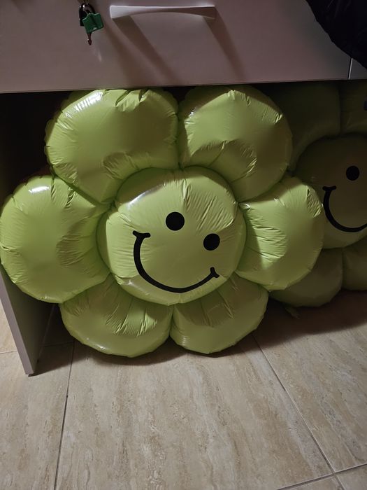2 scaunele copii, balon figurina