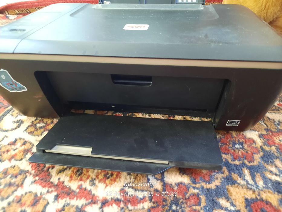 Продам Принтер цветной