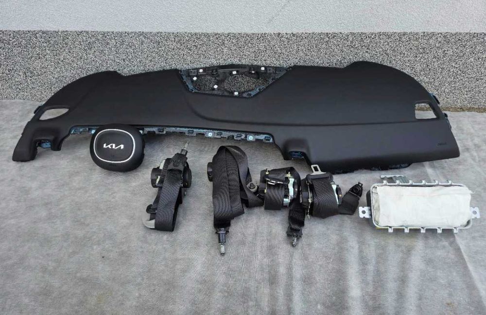 Арматурно табло аирбег колани airbag Kia Sportage V 5