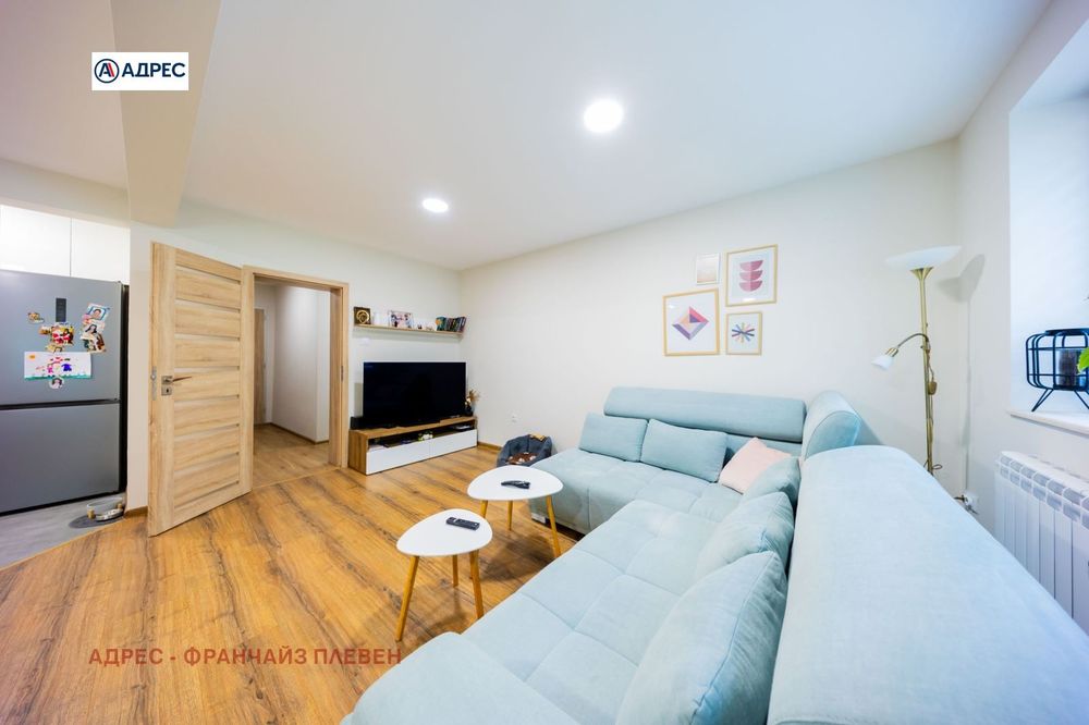Продава се Тристаен апартамент в Плевен, Сторгозия - 93 кв.м за 2366 €/кв.м - Снимка #4
