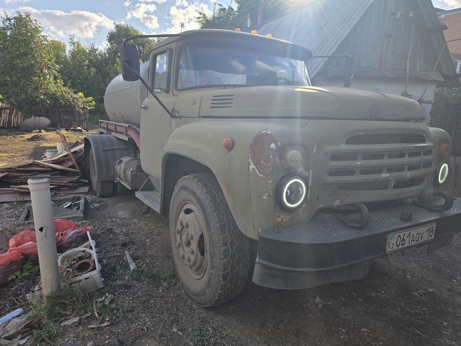 Продам ассенизатор зил 130
