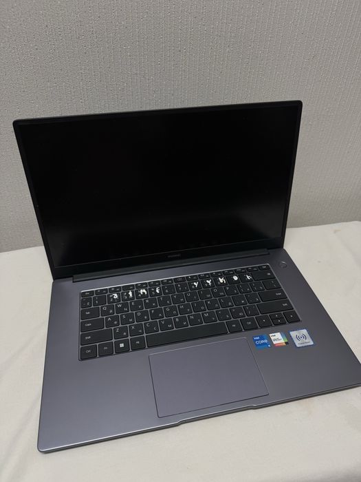 Huawei MateBook D 15 (BoDE-WDH9)