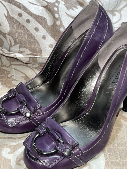 pantofi cu toc GUESS
