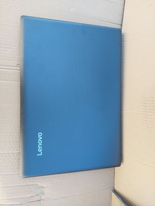 Laptop Lenovo V110 display spart