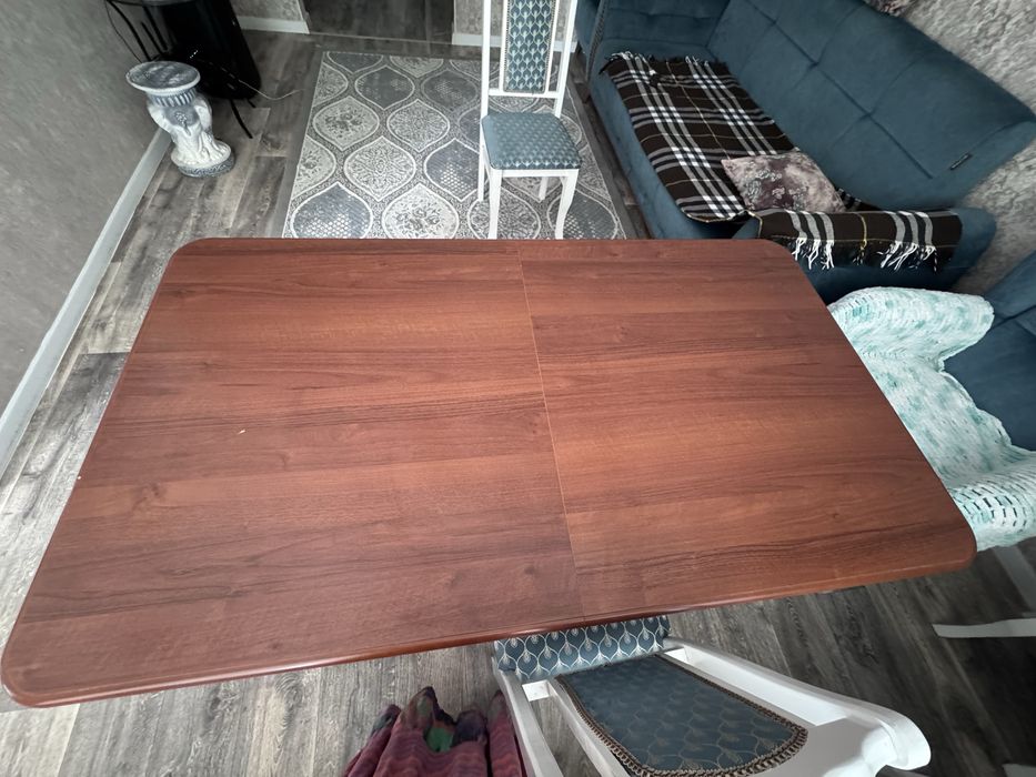 Продам стол со стульями