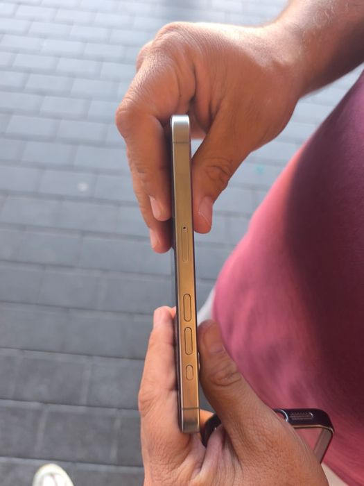 Iphone 15 pro impecabil