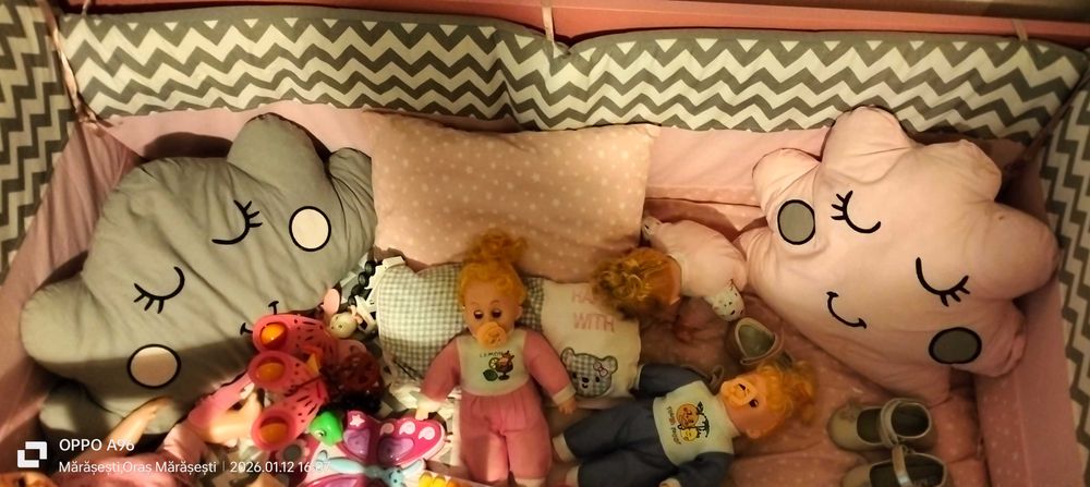 Patut de fetițe cochete