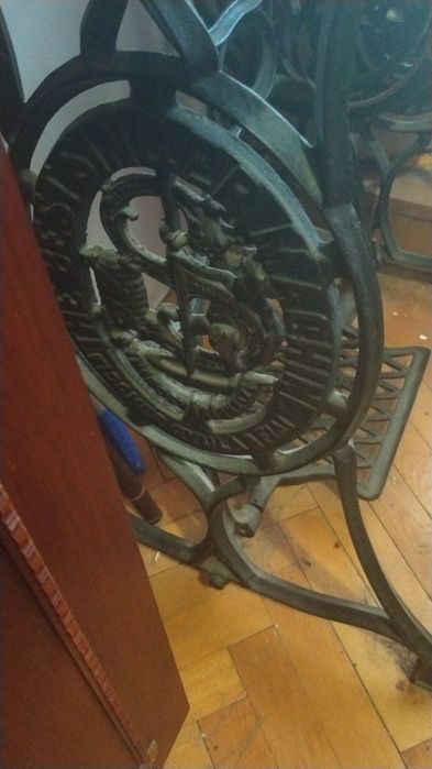 Mașina de cusut singer