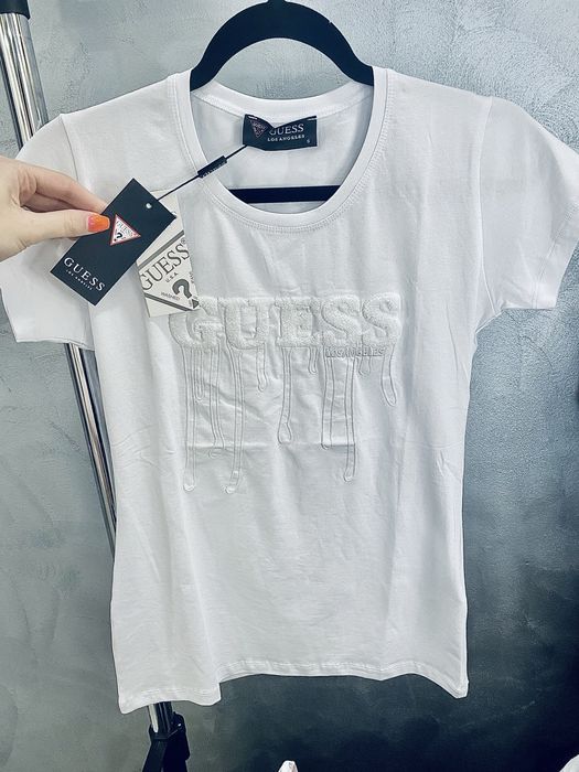 Тениски със най-високо качество на най-ниска цена!