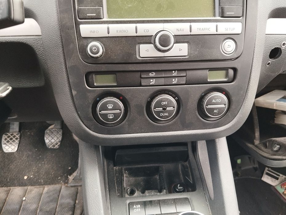 Dezmembrari  VW GOLF 5  2003  > 2009 1.9 TDI Motorina